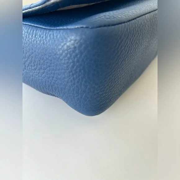 Karl Lagerfeld Shoulder Bag - Picture 4 of 9